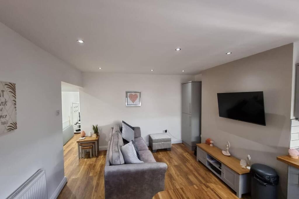 Crystal Cottage - 5 Min Walk From Holmfirth Town Centre 外观 照片